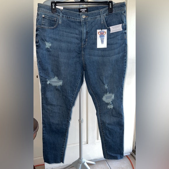 Denizen from Levi's Denim - Levi’s - Women's High Rise Super Skinny Jeans - Blue
